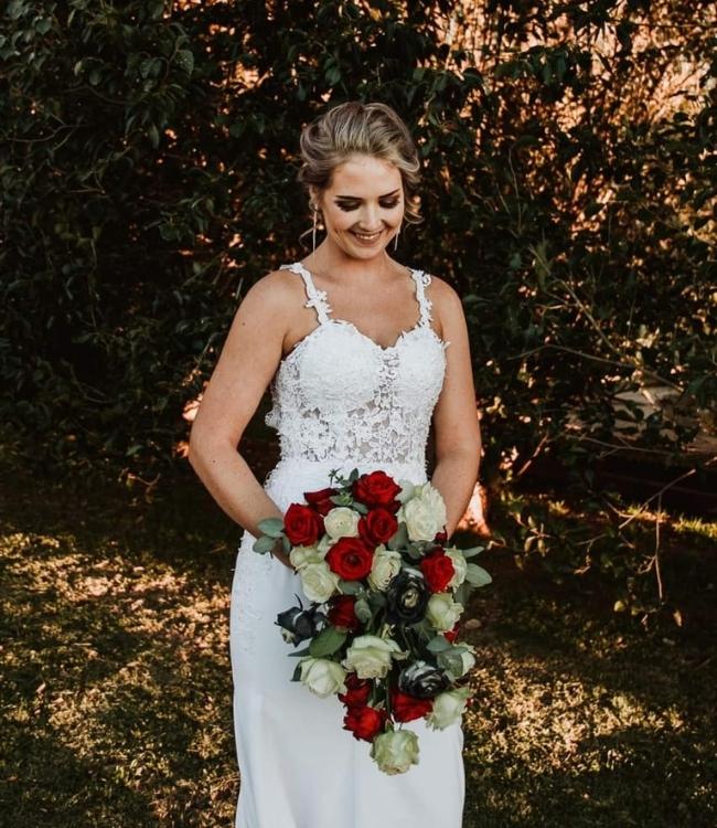 Huize Wedding Gown - WGS 039