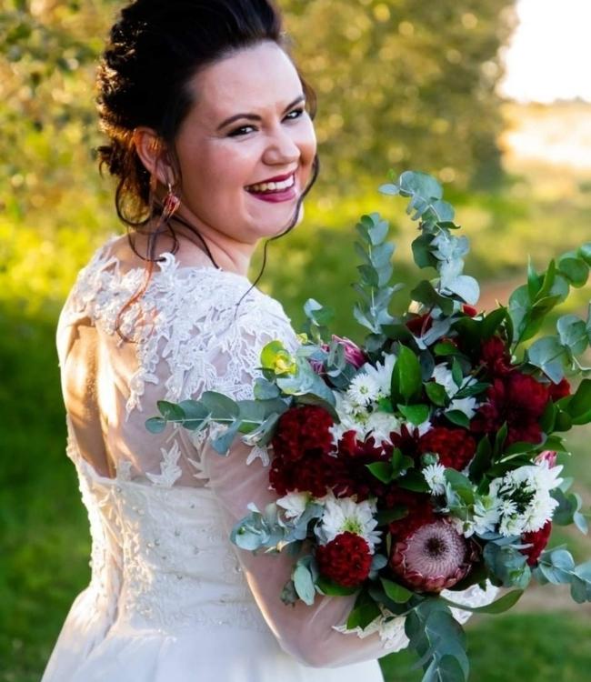 Huize Wedding Gown - WGS 059